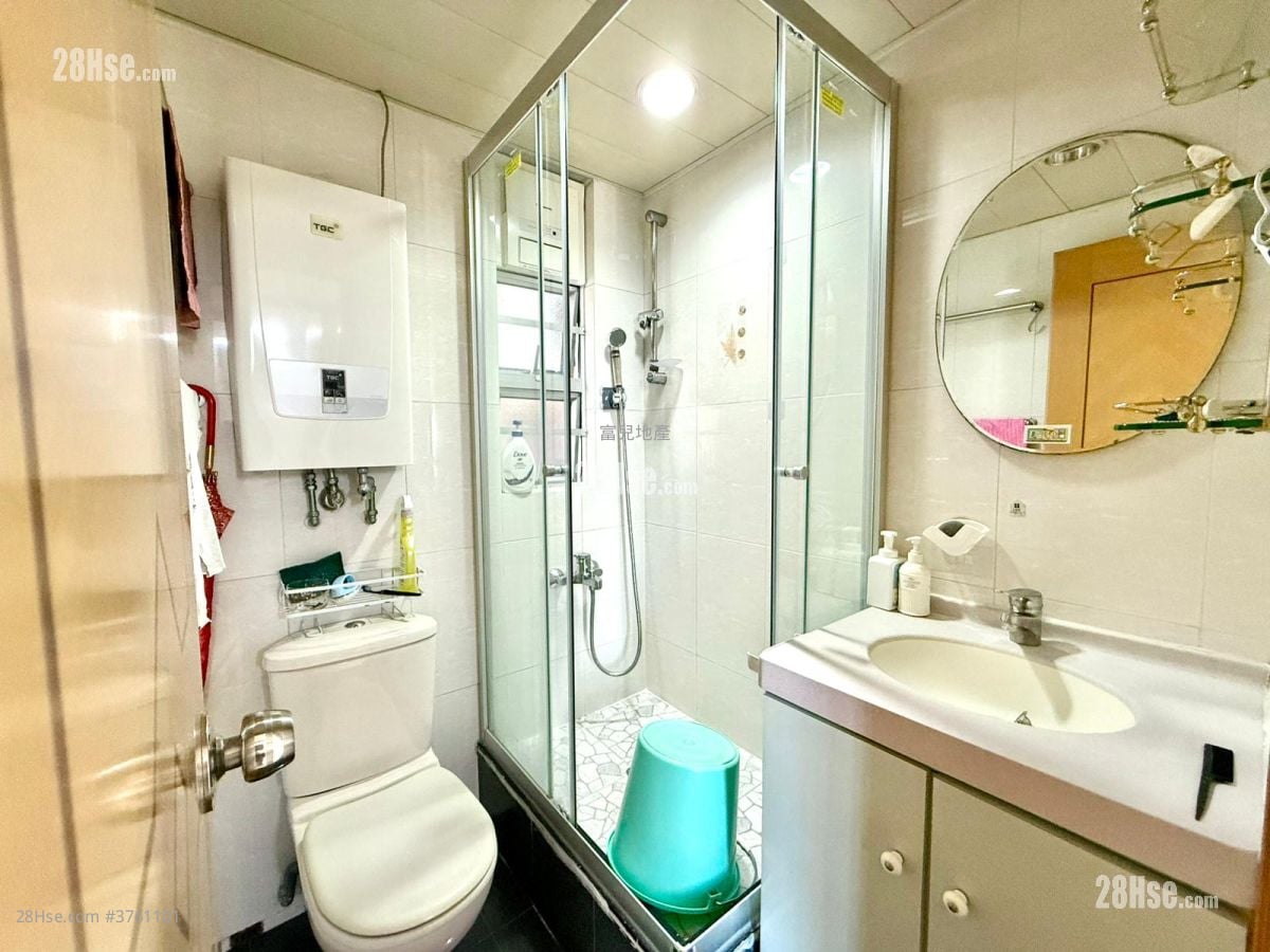 富来花园 租盘 2 房 360 平方尺