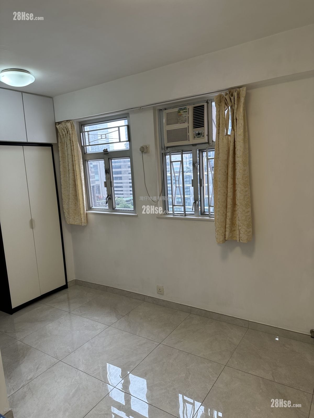 利來大廈 租盤 1 房 , 1 浴室 210 平方呎