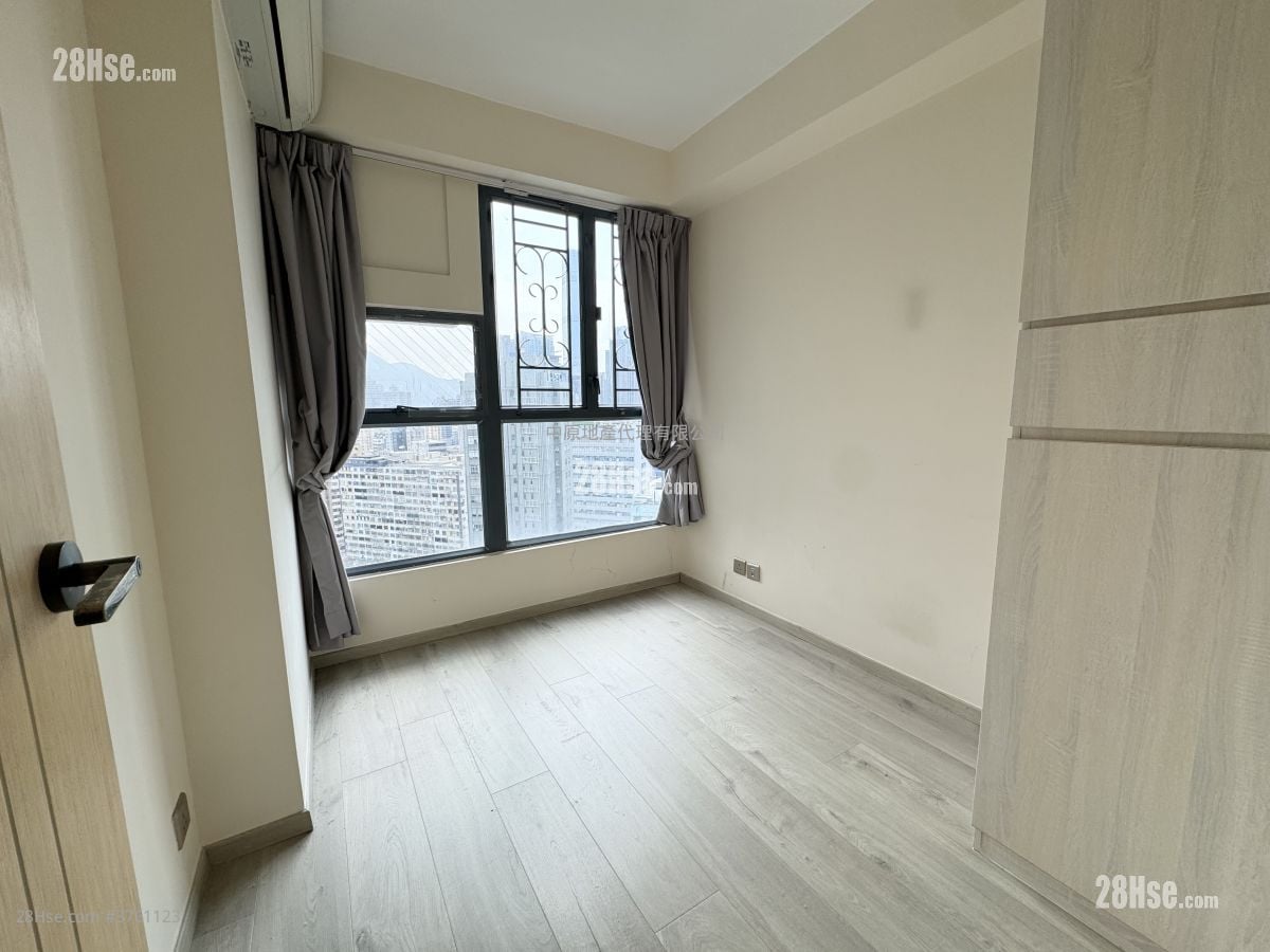 The Regalia Sell 3 Bedrooms , 2 Bathrooms 859 ft²