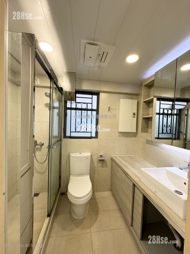 The Regalia Sell 3 Bedrooms , 2 Bathrooms 859 ft²