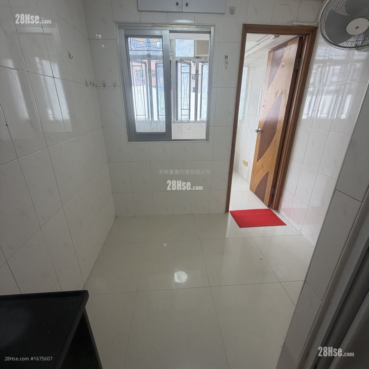 Chinese Mansion Rental 1 Bedroom , 1 Bathroom 130 ft²