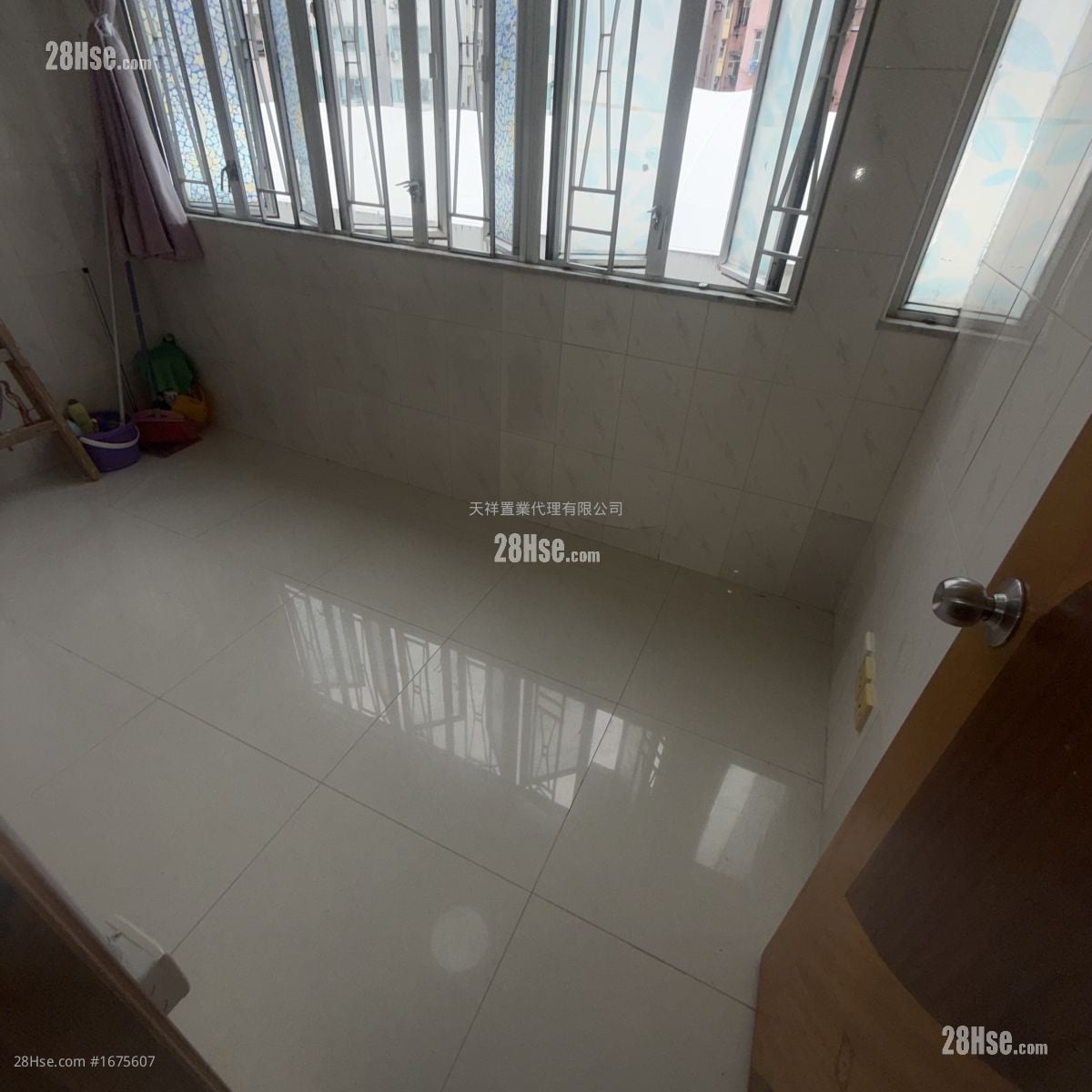 Chinese Mansion Rental 1 Bedroom , 1 Bathroom 130 ft²