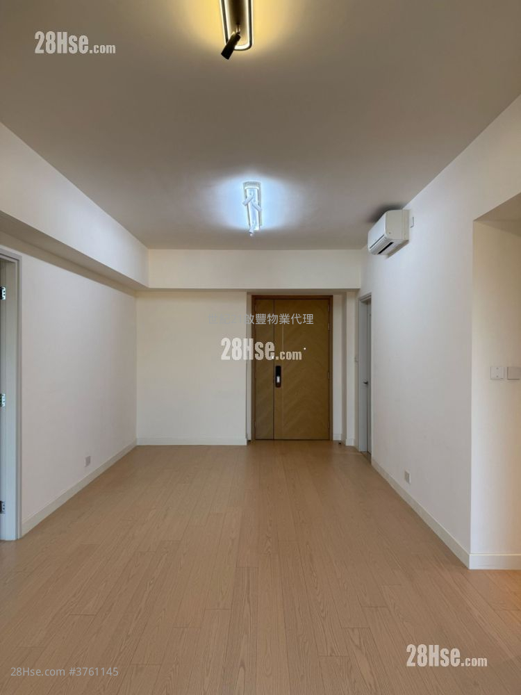 Monaco 售盘 4 房 , 3 浴室 961 平方尺