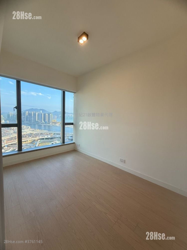 Monaco 售盘 4 房 , 3 浴室 961 平方尺