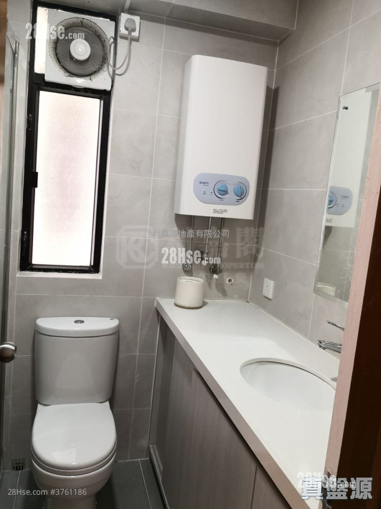 康怡花园 售盘 2 房 , 1 浴室 461 平方尺