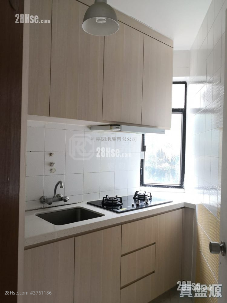 康怡花园 售盘 2 房 , 1 浴室 461 平方尺