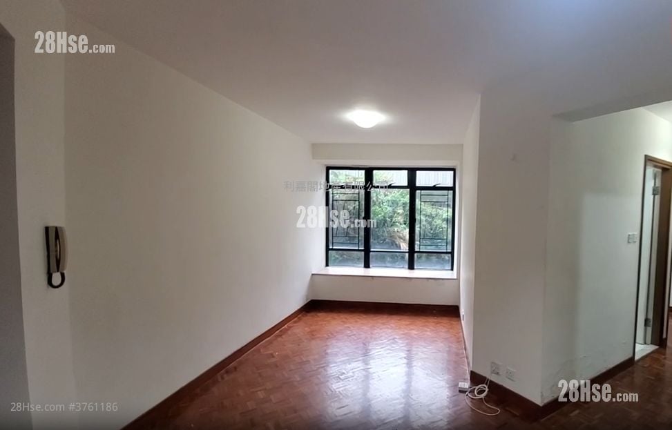 康怡花园 售盘 2 房 , 1 浴室 461 平方尺