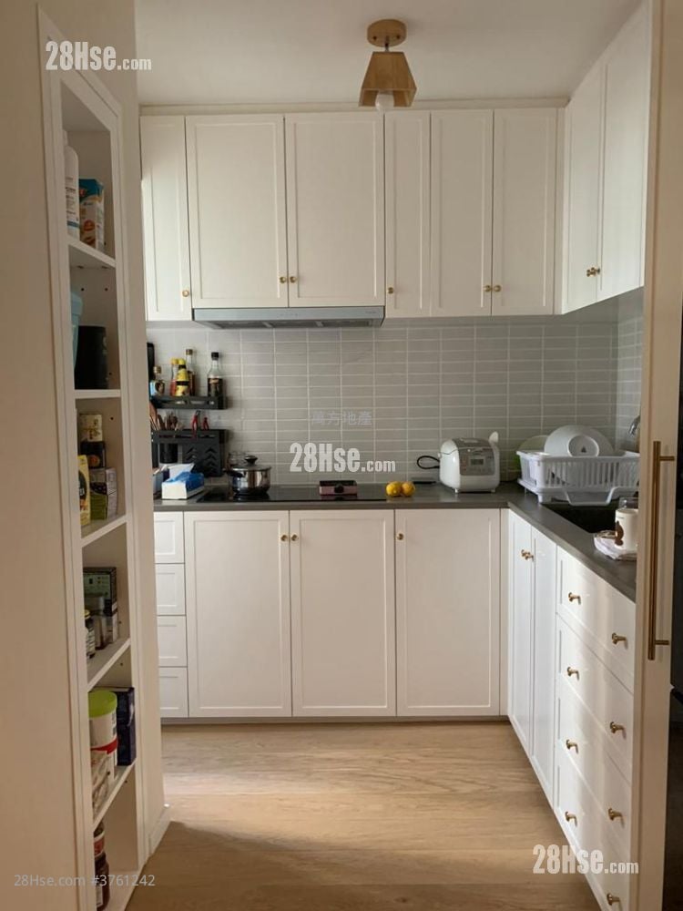 Kwong Lam Court Sell 1 Bedroom , 1 Bathroom 384 ft²