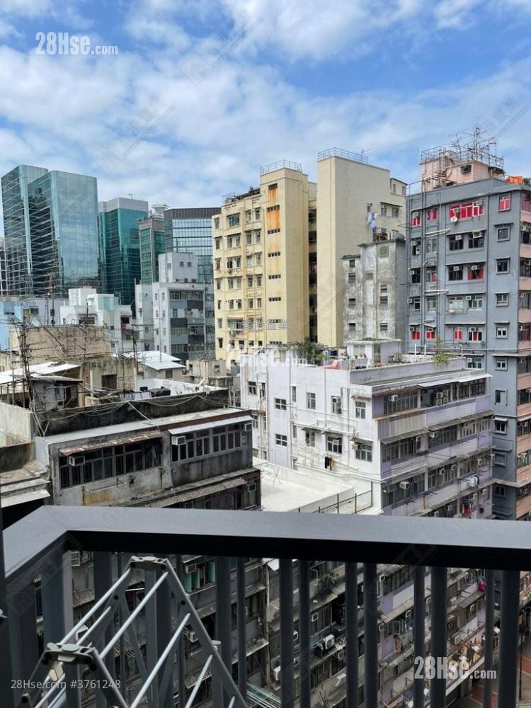 Skypark Sell 1 Bedroom , 1 Bathroom 395 ft²