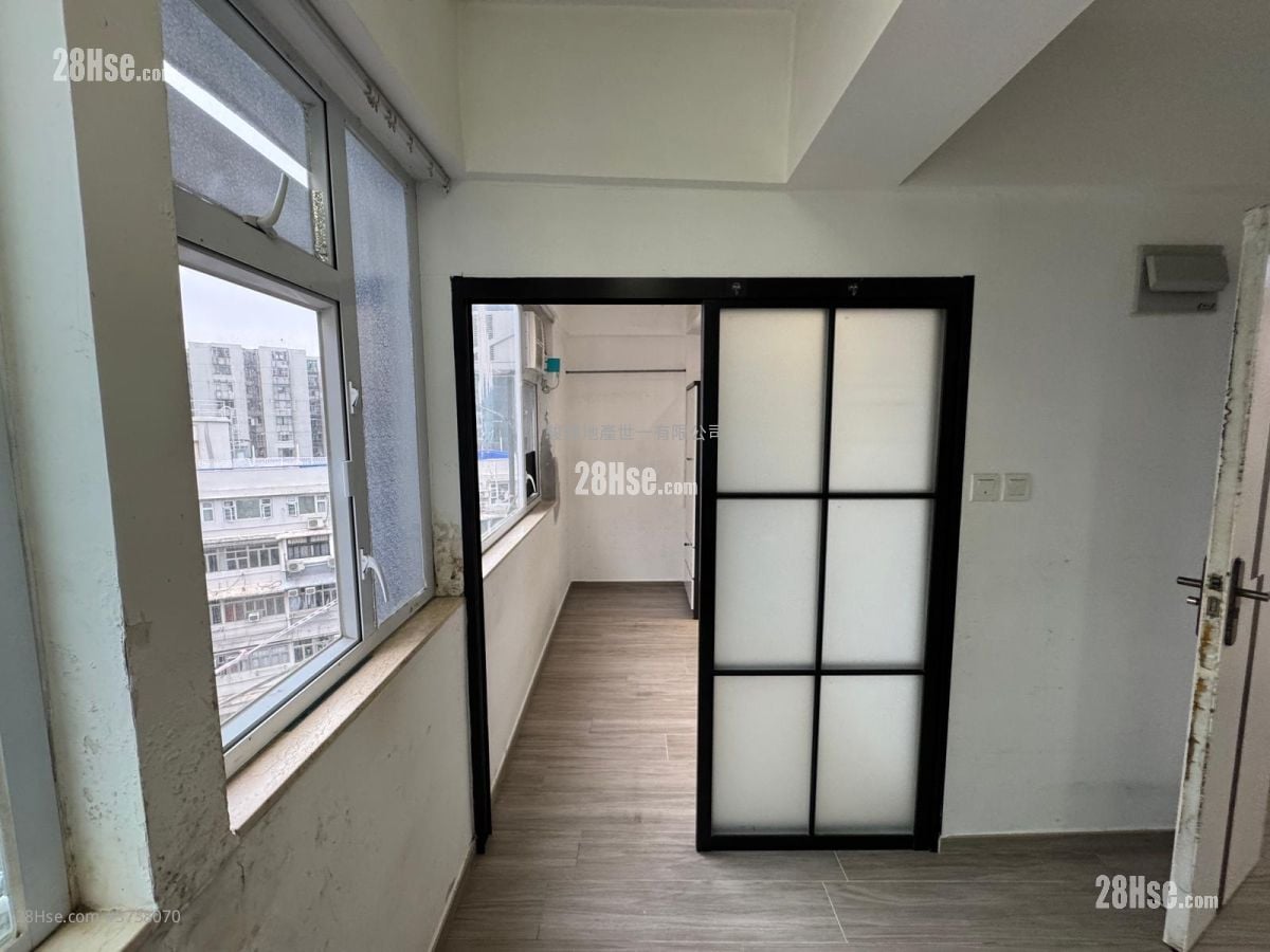 五洲大廈 租盤 1 房 , 1 浴室 180 平方呎