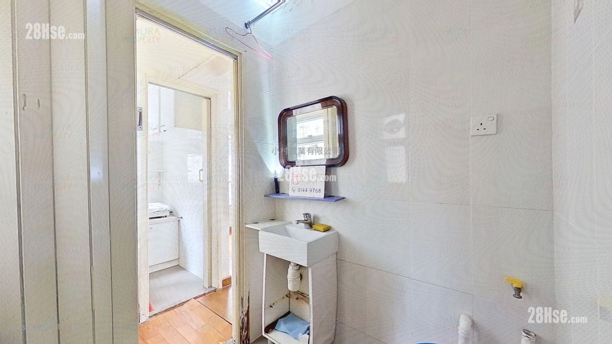 浴室: 富景阁 售盘 开放式间隔 , 1 浴室 198 平方尺