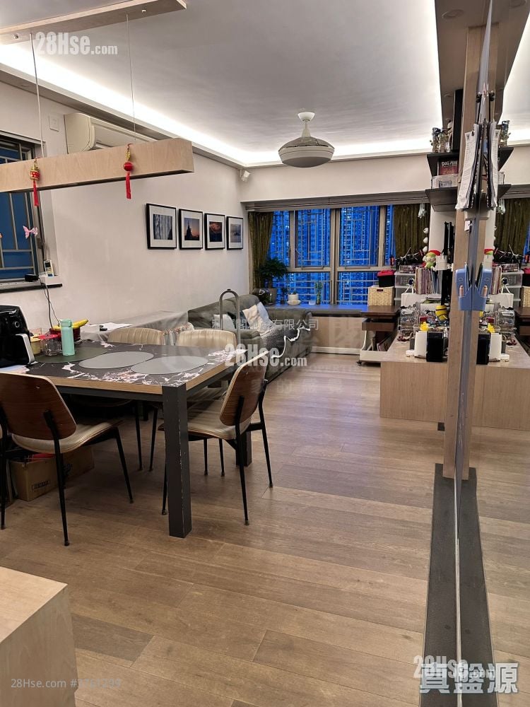 Park Central Sell 3 Bedrooms 684 ft²