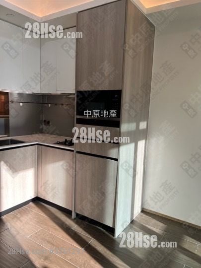 The Consonance Sell Studio 200 ft²