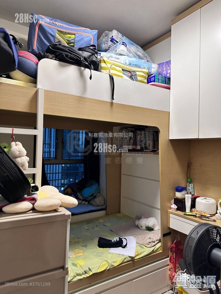 Park Central Sell 3 Bedrooms 684 ft²