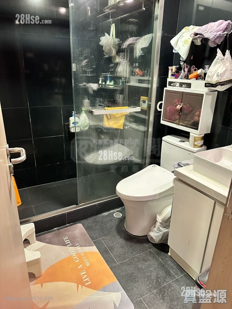 Park Central Sell 3 Bedrooms 684 ft²