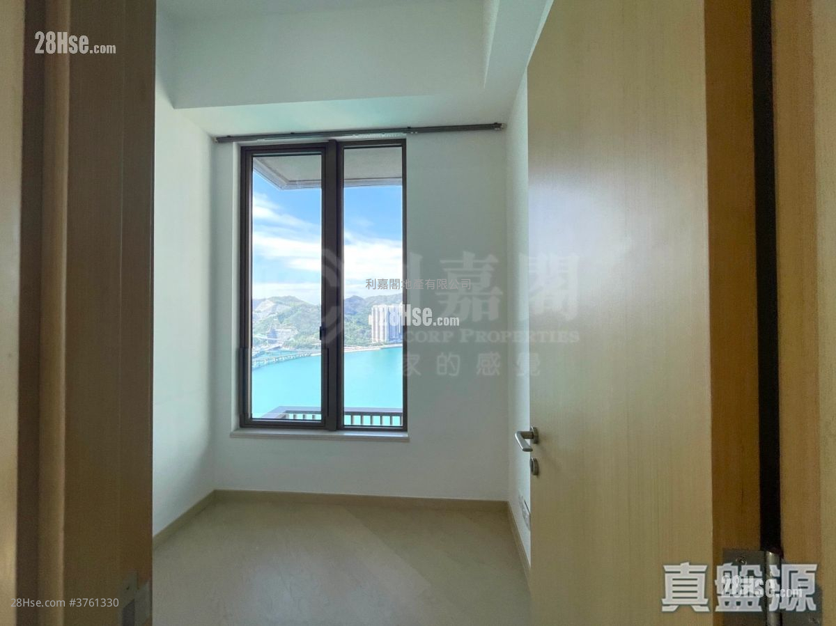 LP10 售盘 4 房 1,203 平方尺