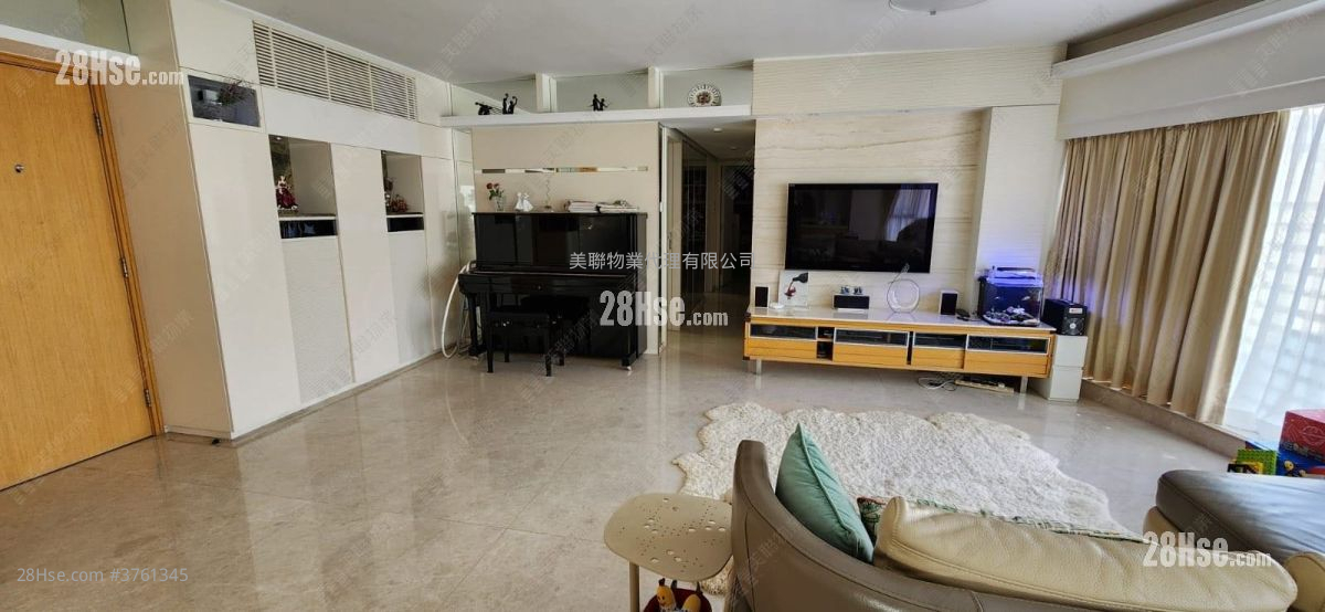 贺龙居 售盘 3 房 , 2 浴室 676 平方尺