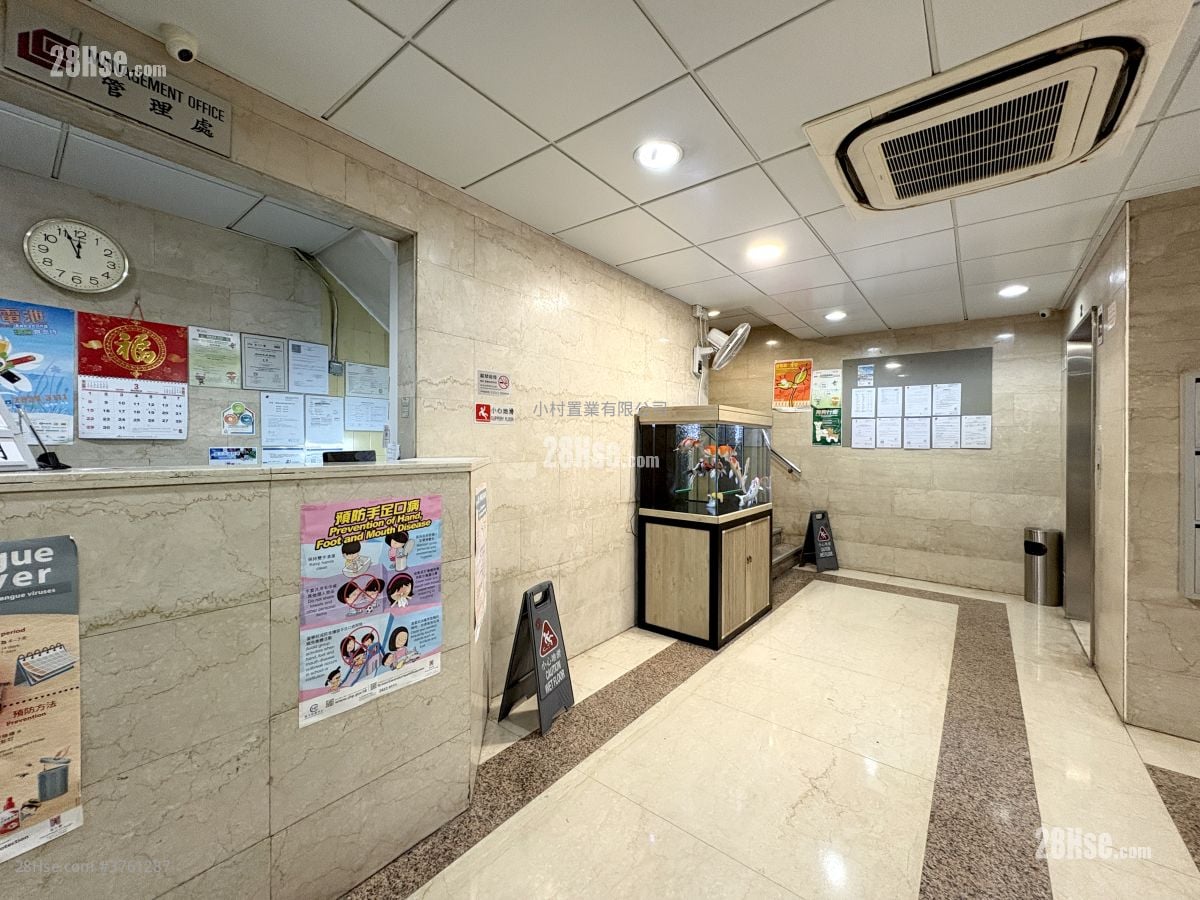 大堂: 富景阁 售盘 开放式间隔 , 1 浴室 198 平方尺