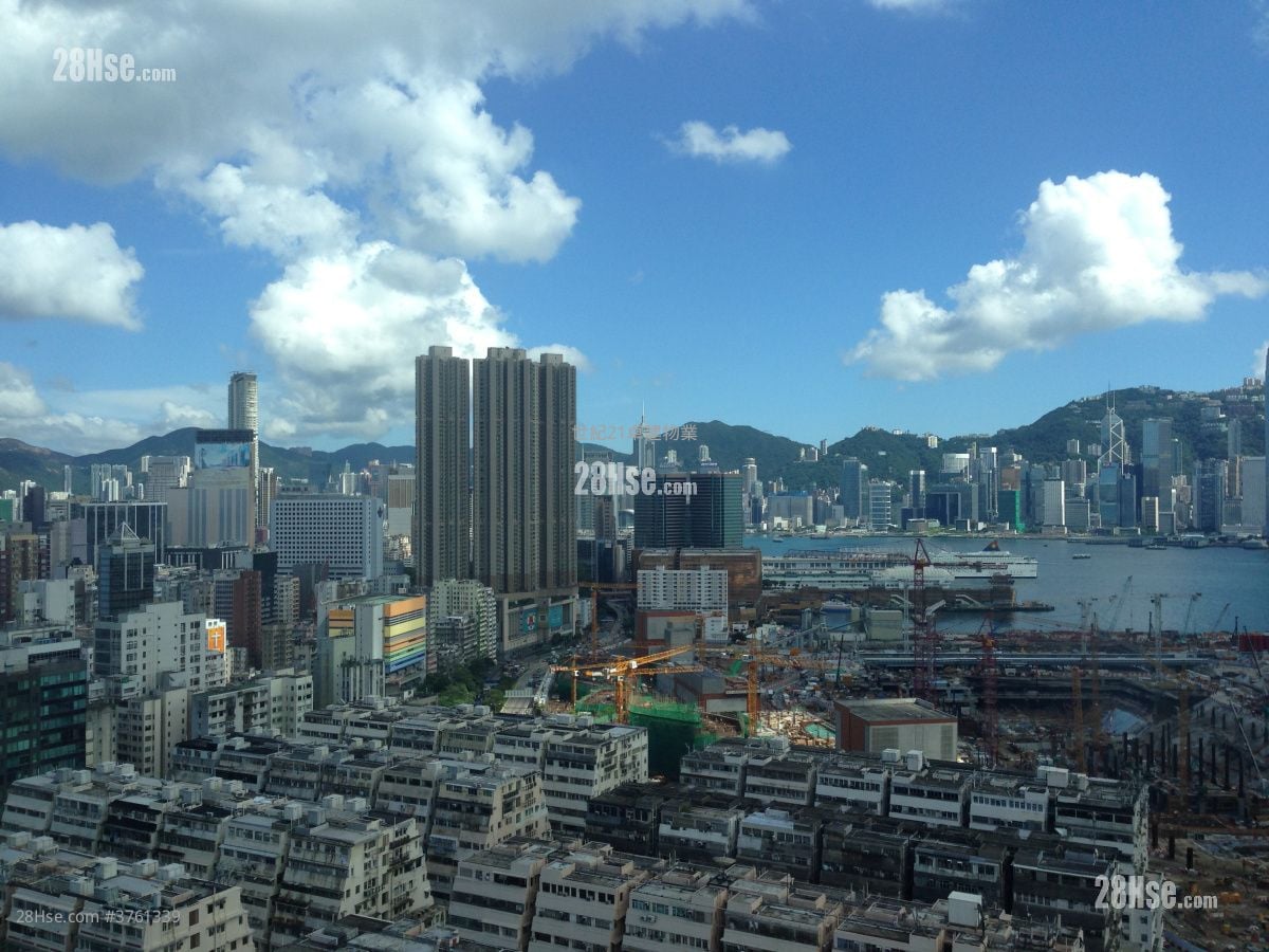 御金国峯 售盘 3 房 , 3 浴室 984 平方尺