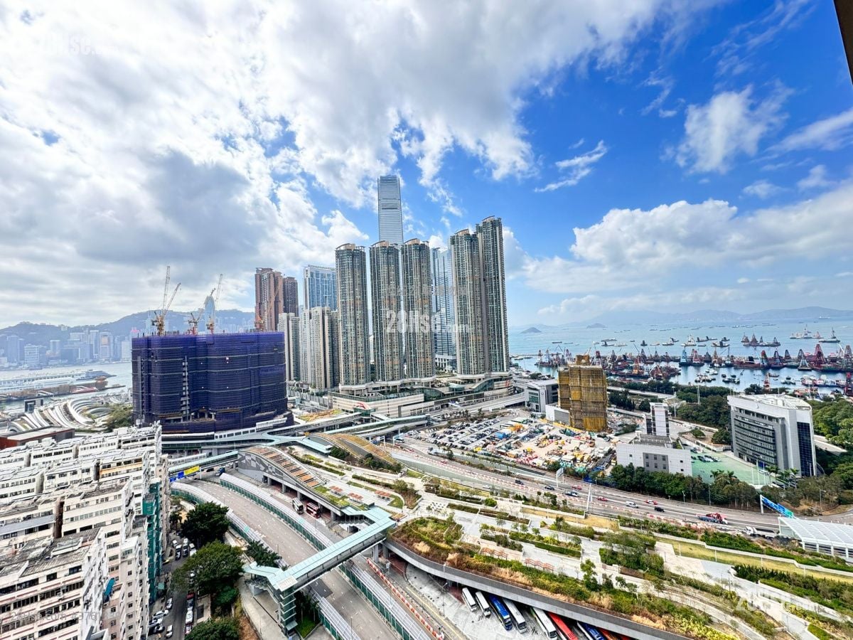 御金国峯 售盘 3 房 , 3 浴室 984 平方尺