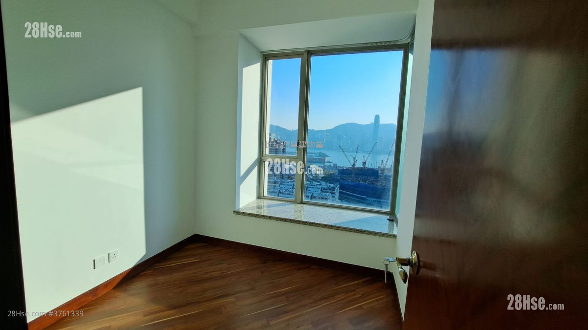 御金国峯 售盘 3 房 , 3 浴室 984 平方尺