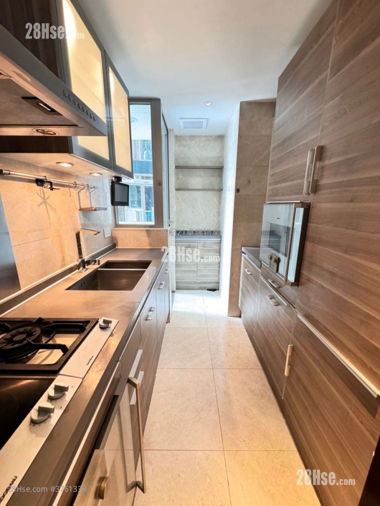 御金国峯 售盘 3 房 , 3 浴室 984 平方尺