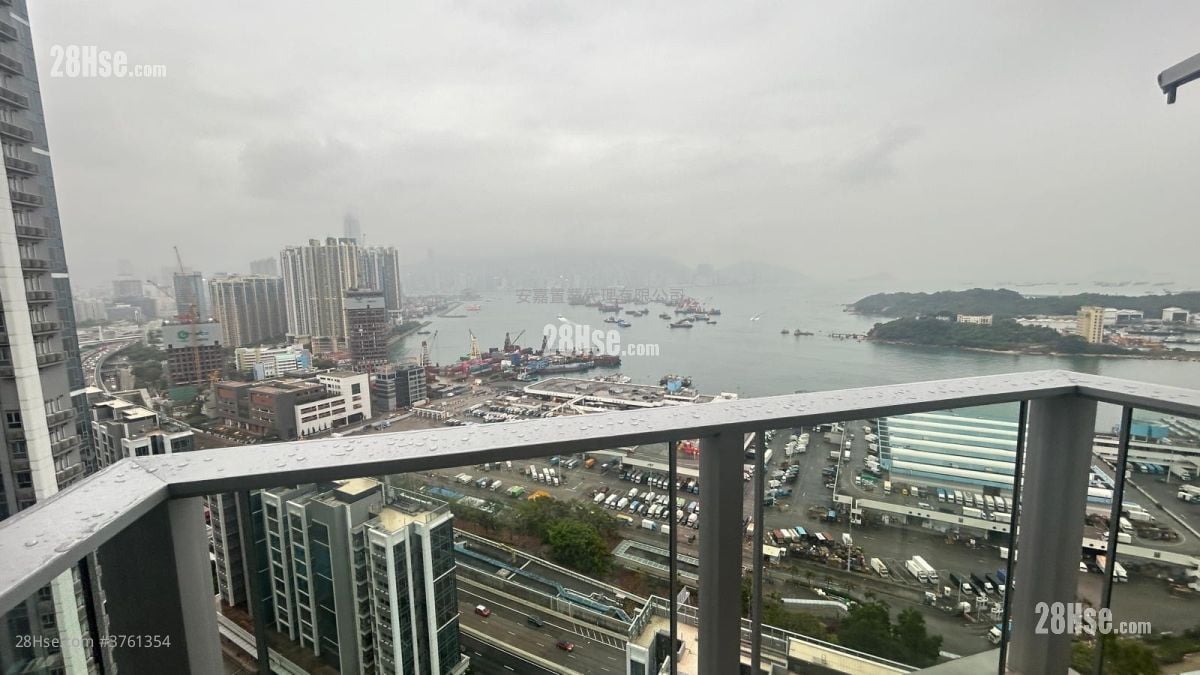 Cullinan West Sell 1,214 ft²