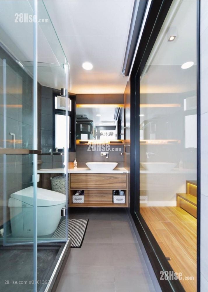 Ocean Pointe Sell 2 Bedrooms 653 ft²