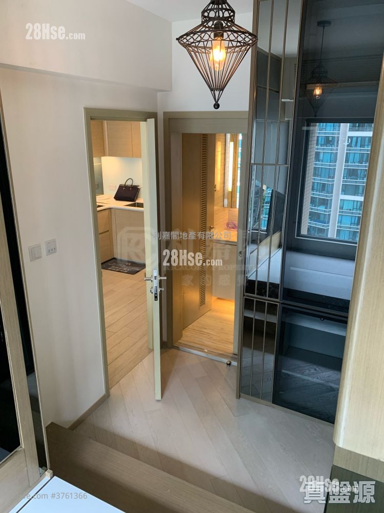 天晋 售盘 1 房 , 1 浴室 352 平方尺