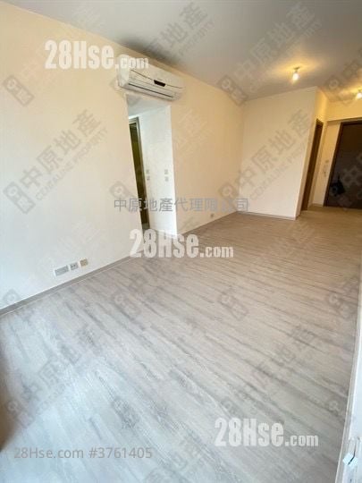 The Reach Sell 3 Bedrooms , 2 Bathrooms 743 ft²