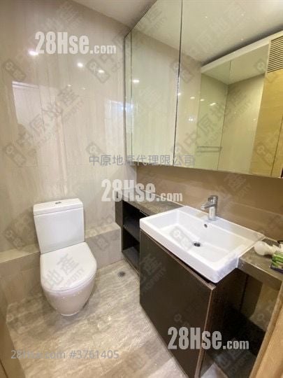 The Reach Sell 3 Bedrooms , 2 Bathrooms 743 ft²