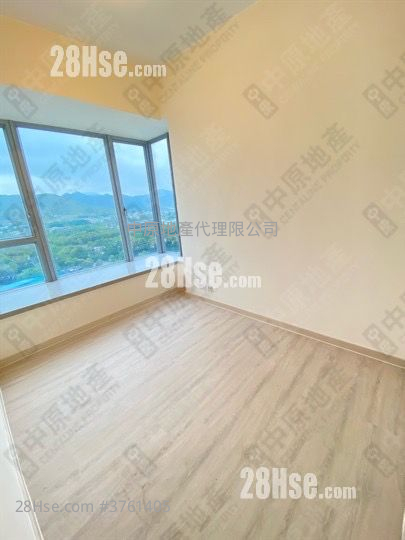 The Reach Sell 3 Bedrooms , 2 Bathrooms 743 ft²