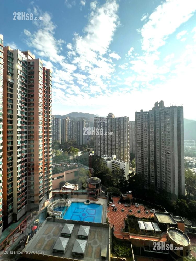 Castello Sell 2 Bedrooms , 1 Bathroom 547 ft²