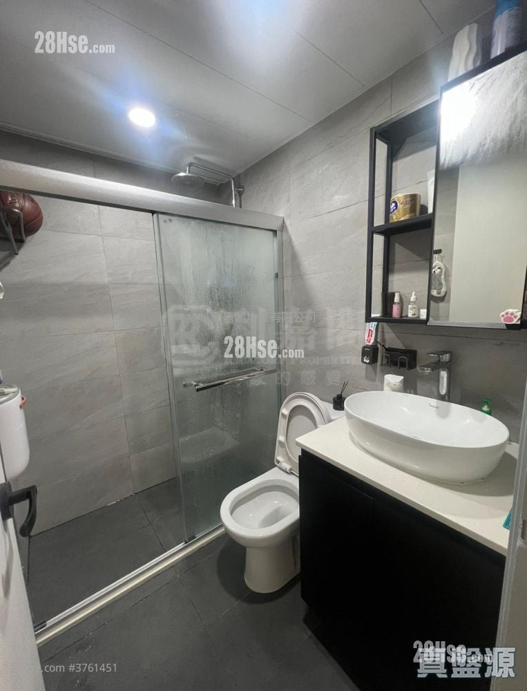 The Spectra Sell 2 Bedrooms , 1 Bathroom 481 ft²