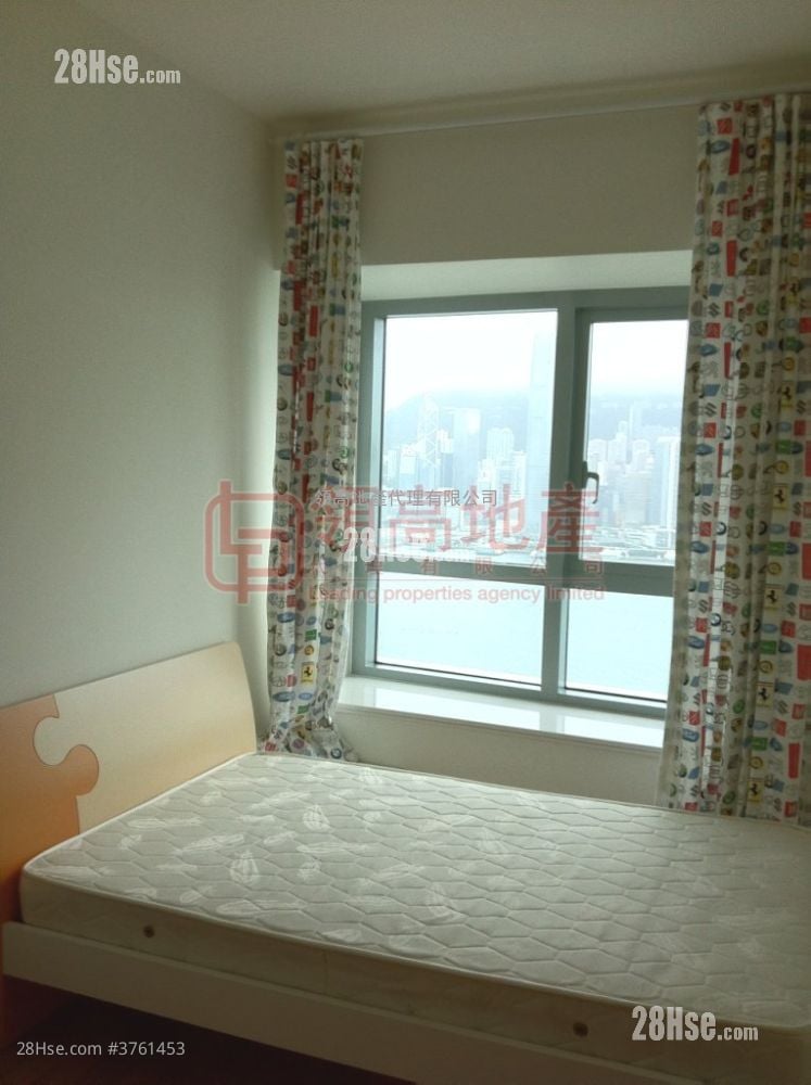 君临天下 租盘 3 房 , 2 浴室 1,061 平方尺