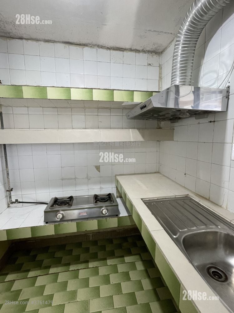 Cheung Wah Estate Sell Studio , 1 Bathroom 476 ft²