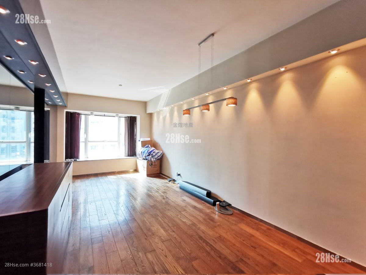 Le Cachet Sell 2 Bedrooms , 1 Bathroom 534 ft²