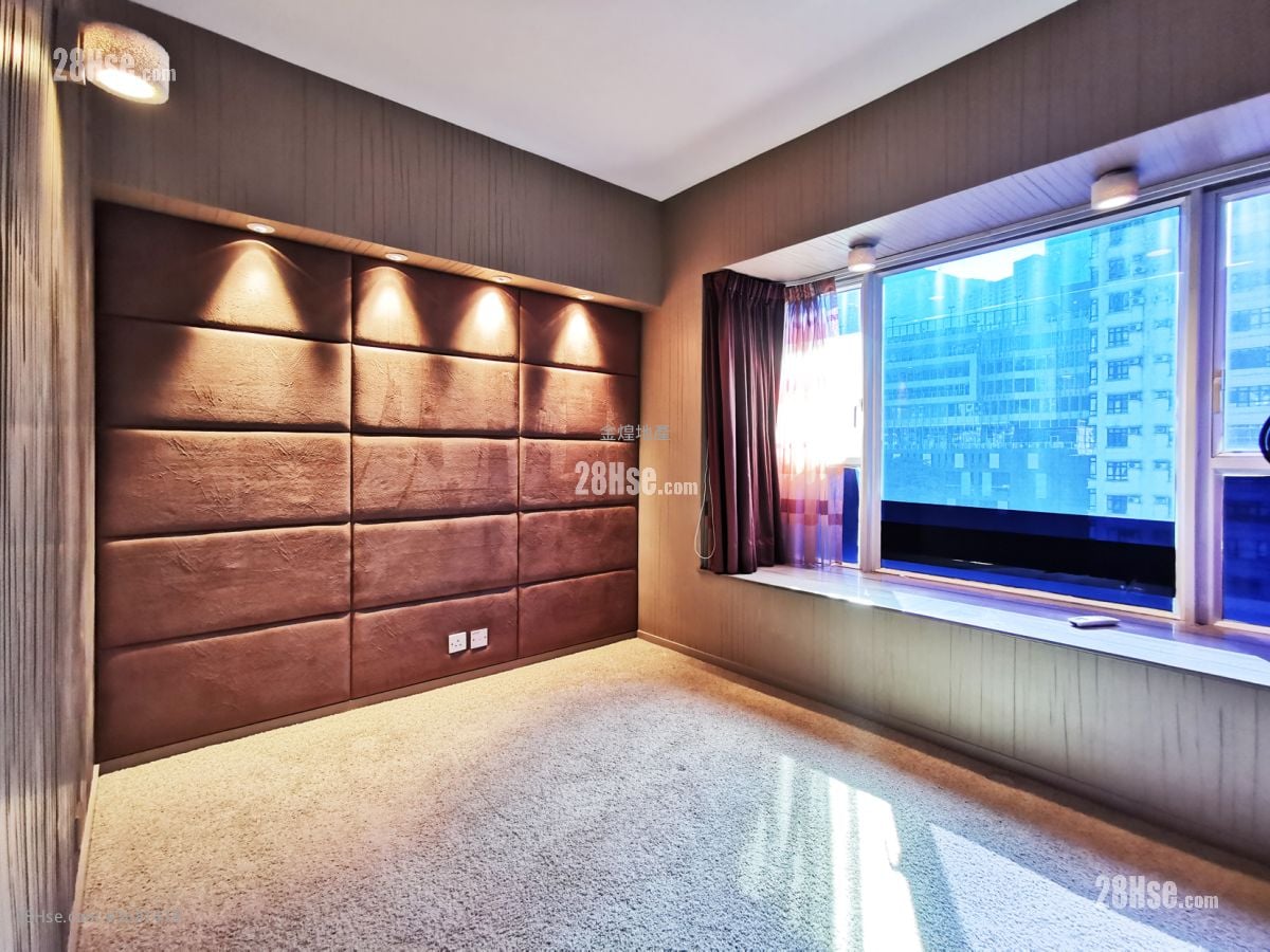 Le Cachet Sell 2 Bedrooms , 1 Bathroom 534 ft²