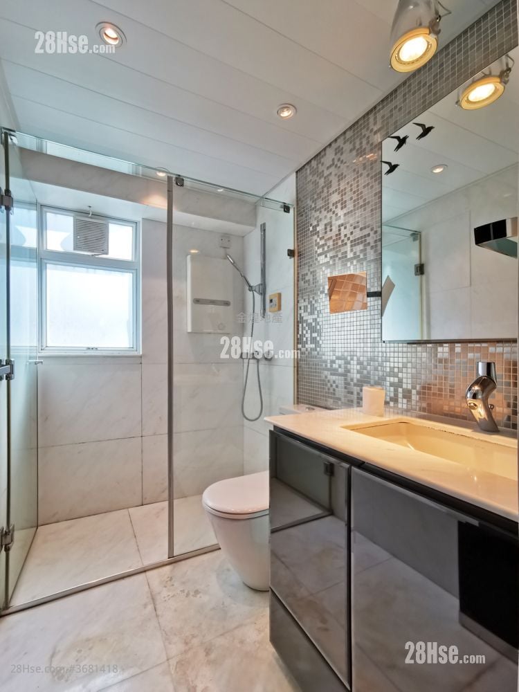 Le Cachet Sell 2 Bedrooms , 1 Bathroom 534 ft²