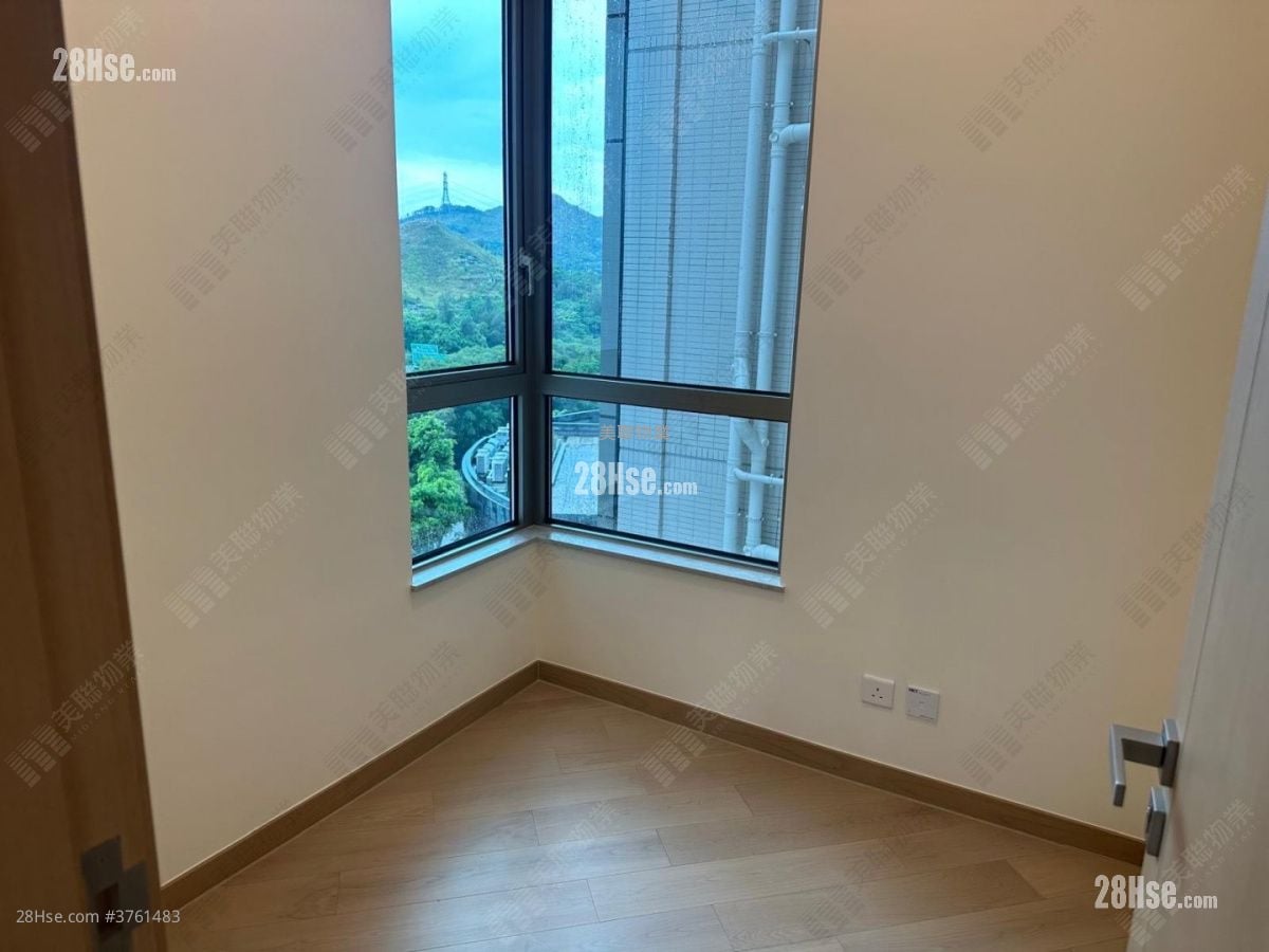 Grand Mayfair  Sell 3 Bedrooms , 2 Bathrooms 668 ft²