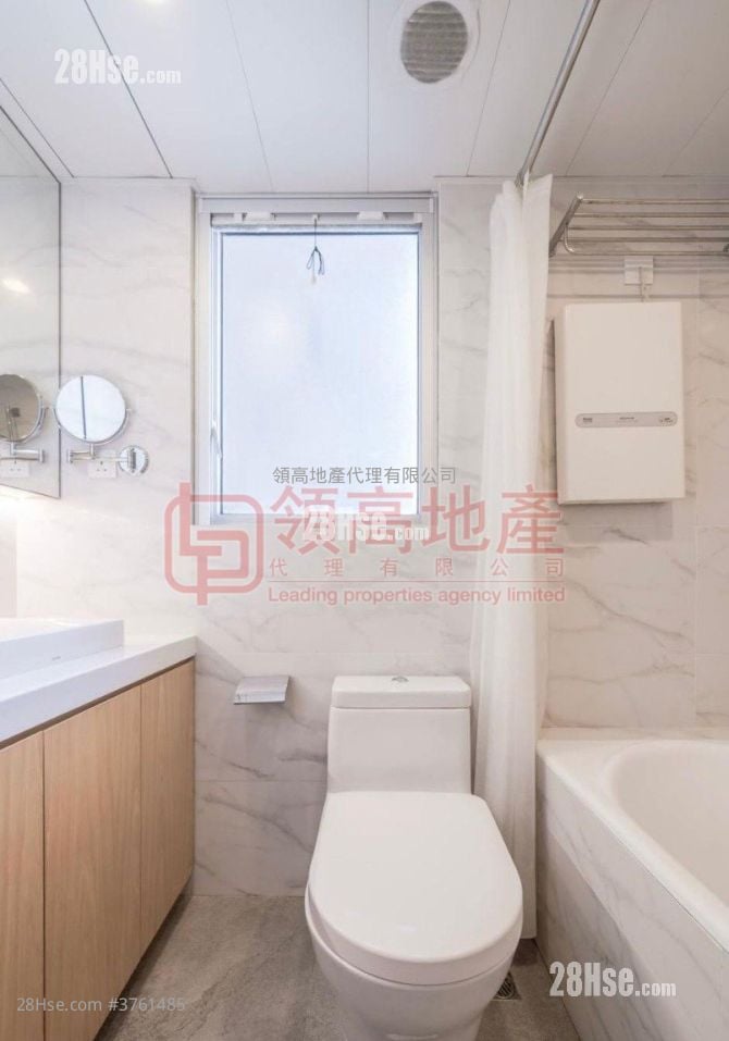 The Harbourside Sell 2 Bedrooms , 2 Bathrooms 750 ft²