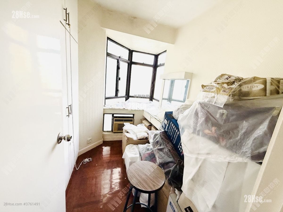 康怡花园 售盘 3 房 596 平方尺