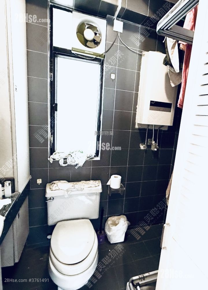 康怡花园 售盘 3 房 596 平方尺