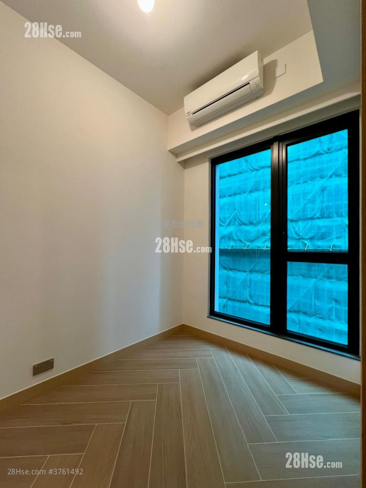 The Haddon Sell 3 Bedrooms , 1 Bathroom 430 ft²