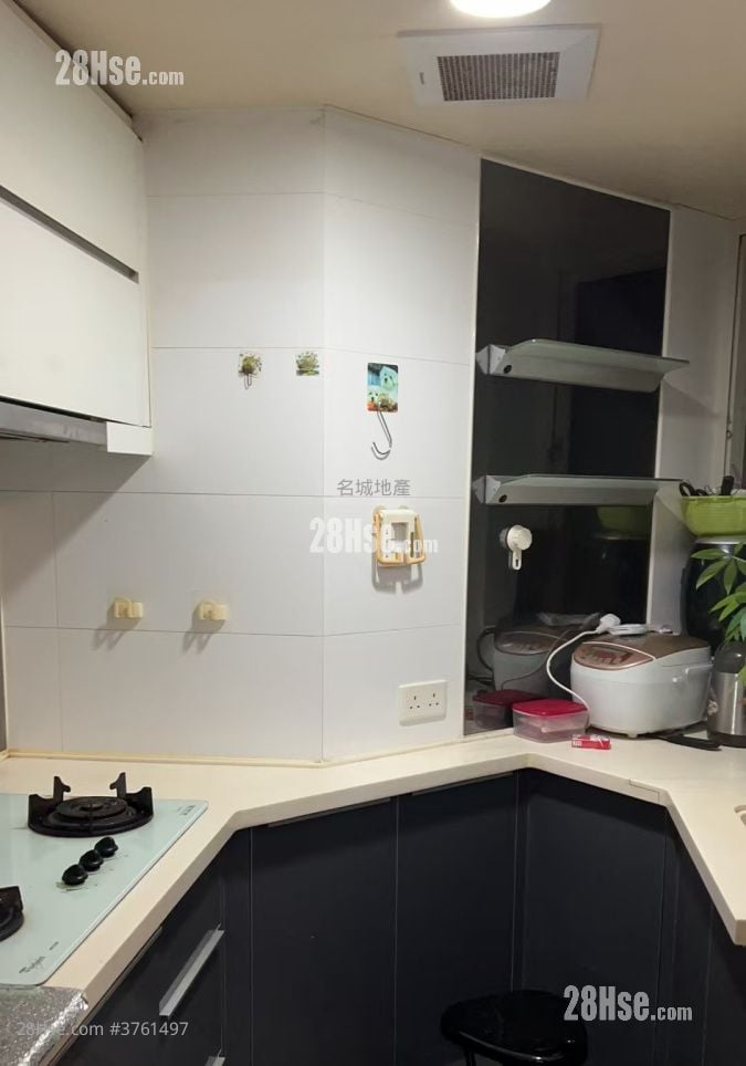 名城 售盘 3 房 , 2 浴室 719 平方尺