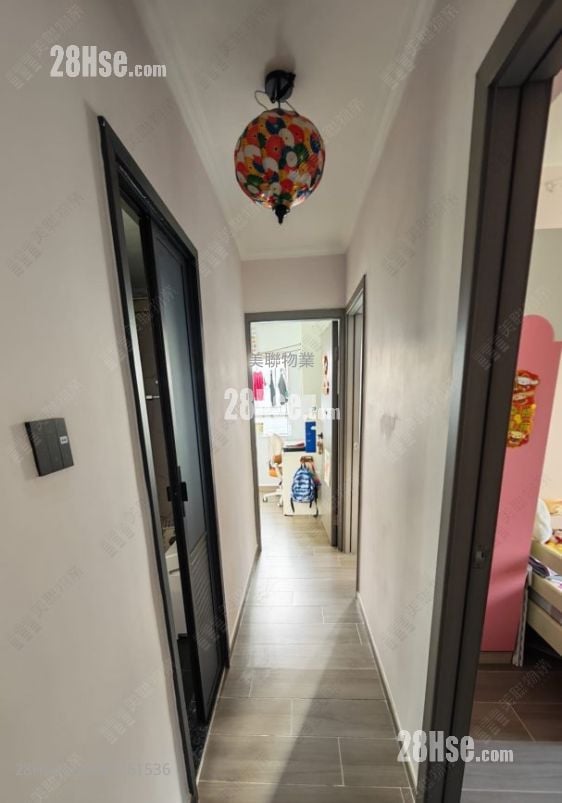 Serene Garden Sell 3 Bedrooms , 1 Bathroom 590 ft²