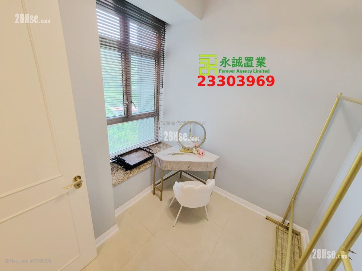 The Cairnhill Sell 3 Bedrooms , 2 Bathrooms 974 ft²