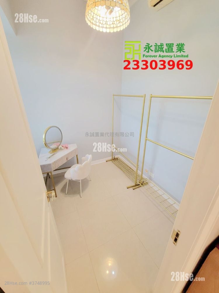 The Cairnhill Sell 3 Bedrooms , 2 Bathrooms 974 ft²