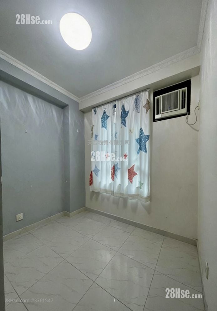 欣荣花园 售盘 4 房 , 2 浴室 777 平方尺