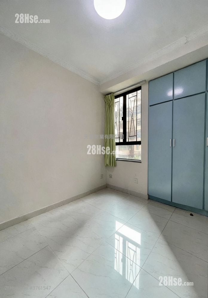 欣荣花园 售盘 4 房 , 2 浴室 777 平方尺